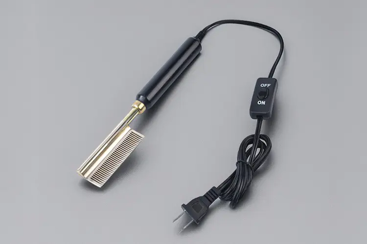 Lược duỗi thẳng hay bàn ủi phẳng nào tốt hơn? Lược duỗi thẳng hay bàn ủi phẳng nào tốt hơn?