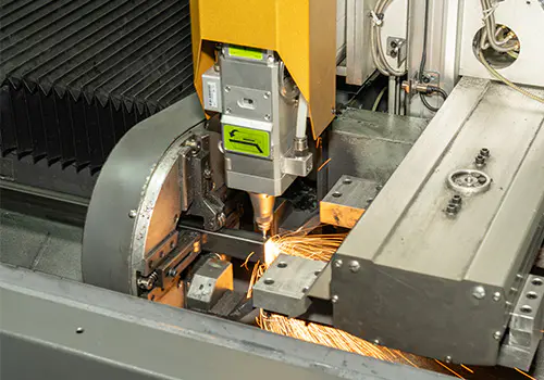 Straight tube laser cutting machine